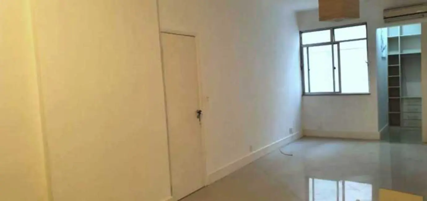 Apartamento com 3 quartos à venda, 159m2 em Rio De Janeiro - RJ - imagem 9 Foto 9 de Apartamento com 3 quartos à venda, 159m2 em Rio De Janeiro - RJ