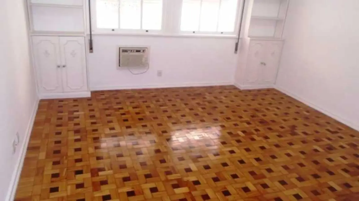 Foto 8 de Apartamento com 4 quartos à venda, 263m2 em Rio De Janeiro - RJ