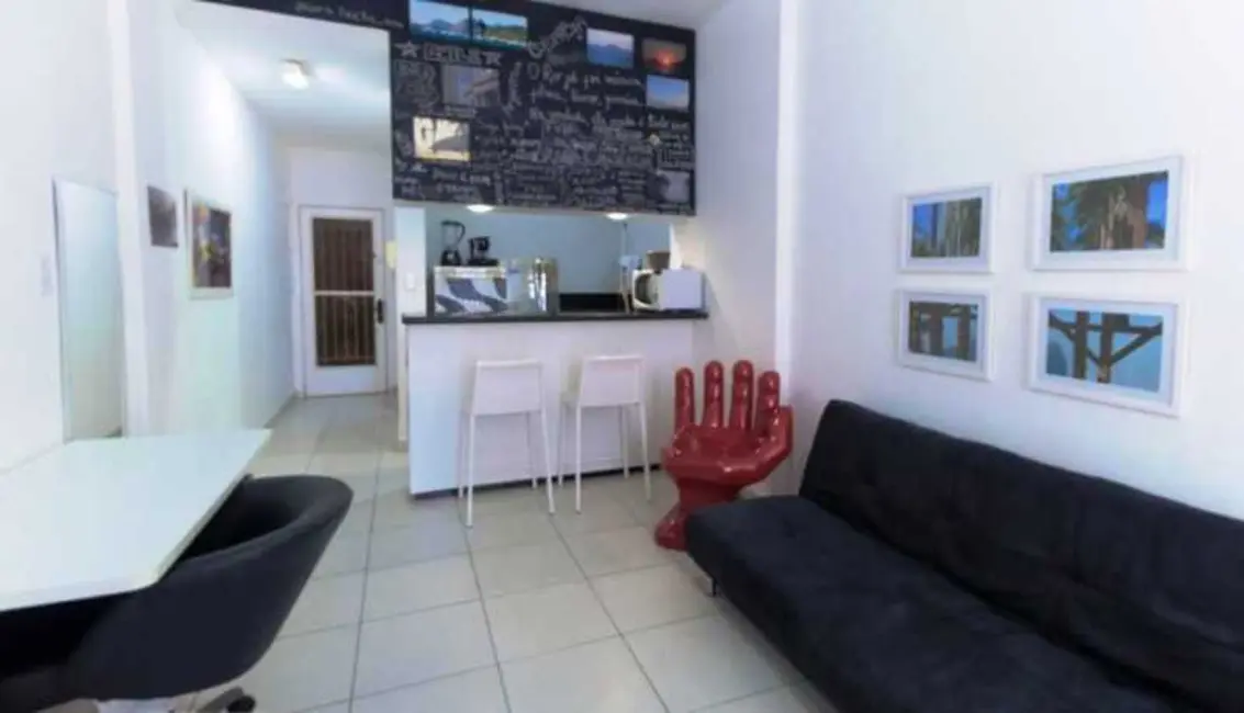 Foto 1 de Kitnet com 1 quarto à venda, 33m2 em Rio De Janeiro - RJ