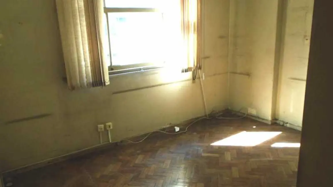 Apartamento com 3 quartos à venda, 135m2 em Rio De Janeiro - RJ - imagem 8 Foto 8 de Apartamento com 3 quartos à venda, 135m2 em Rio De Janeiro - RJ