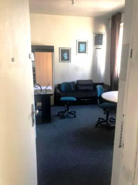 Kitnet com 1 quarto à venda, 20m2 em Rio De Janeiro - RJ - imagem 3 Foto 3 de Kitnet com 1 quarto à venda, 20m2 em Rio De Janeiro - RJ