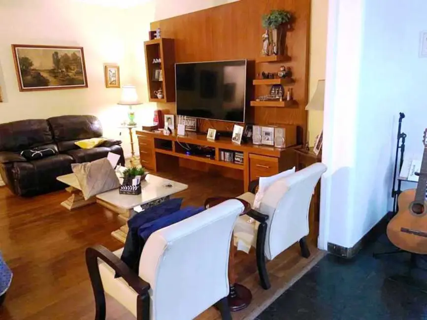 Foto 1 de Apartamento com 3 quartos à venda, 182m2 em Rio De Janeiro - RJ