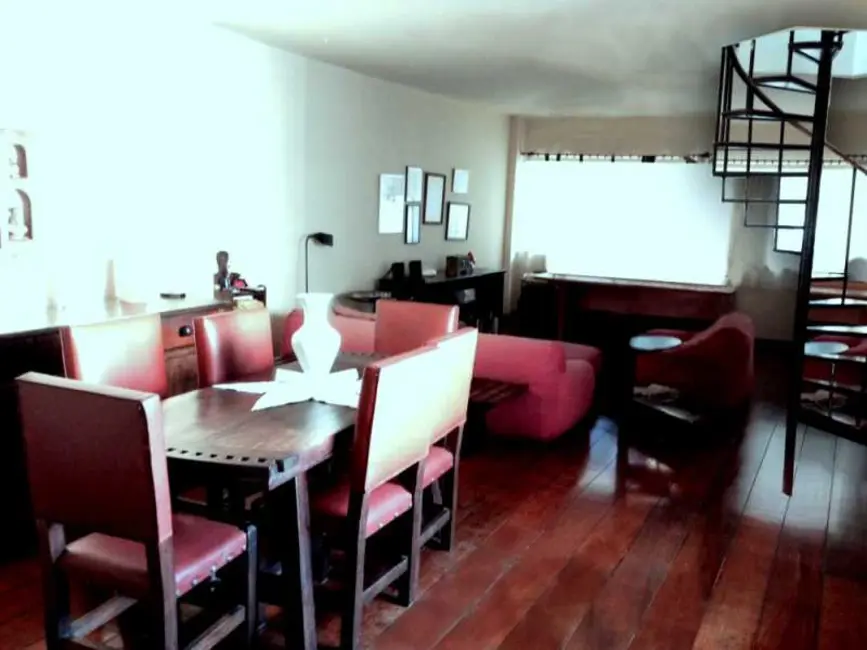 Foto 2 de Cobertura com 3 quartos à venda, 210m2 em Rio De Janeiro - RJ