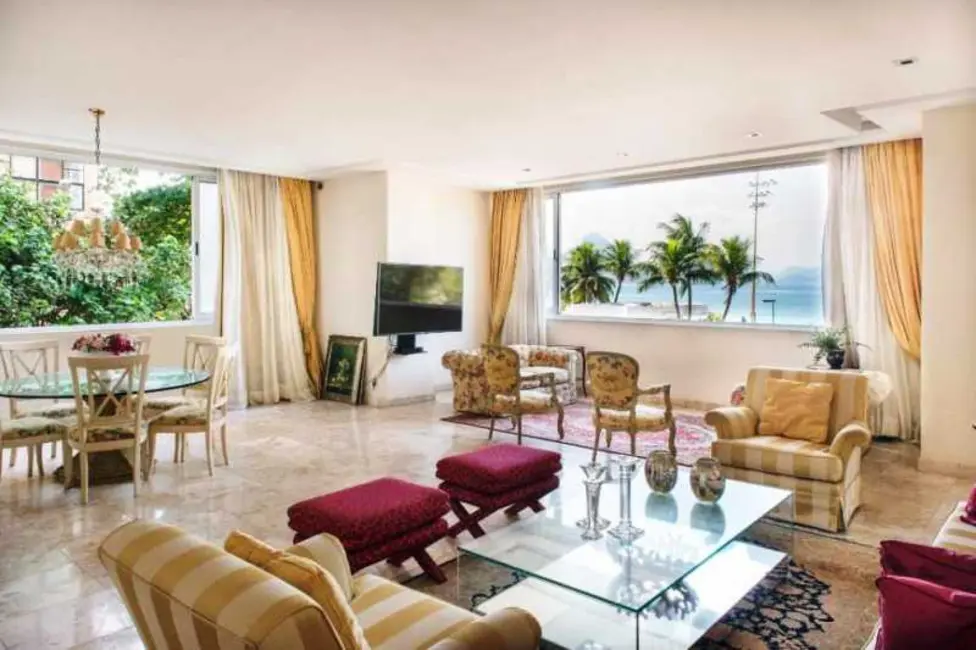 Foto 2 de Apartamento com 3 quartos à venda, 160m2 em Rio De Janeiro - RJ