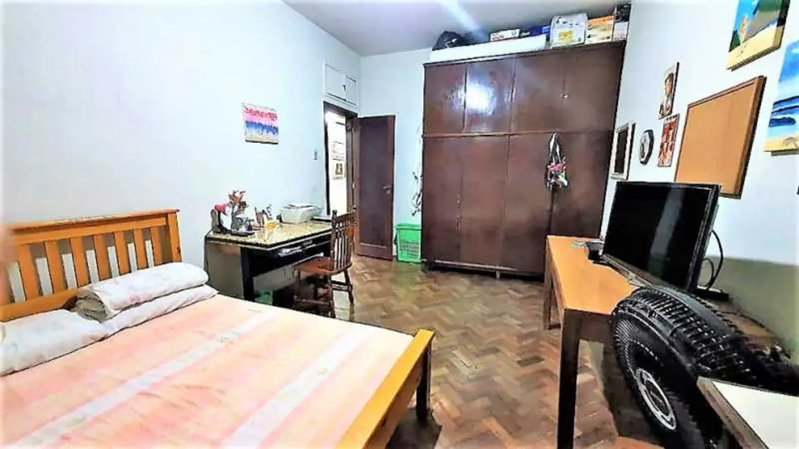 Apartamento com 4 quartos à venda, 204m2 em Rio De Janeiro - RJ - imagem 6 Foto 6 de Apartamento com 4 quartos à venda, 204m2 em Rio De Janeiro - RJ