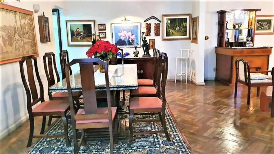 Apartamento com 4 quartos à venda, 204m2 em Rio De Janeiro - RJ - imagem 5 Foto 5 de Apartamento com 4 quartos à venda, 204m2 em Rio De Janeiro - RJ
