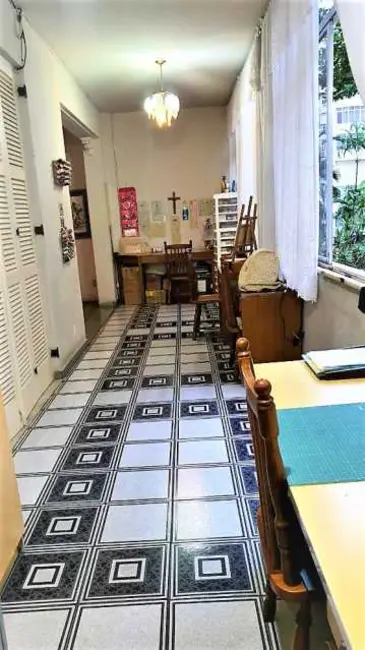 Apartamento com 4 quartos à venda, 204m2 em Rio De Janeiro - RJ - imagem 2 Foto 2 de Apartamento com 4 quartos à venda, 204m2 em Rio De Janeiro - RJ