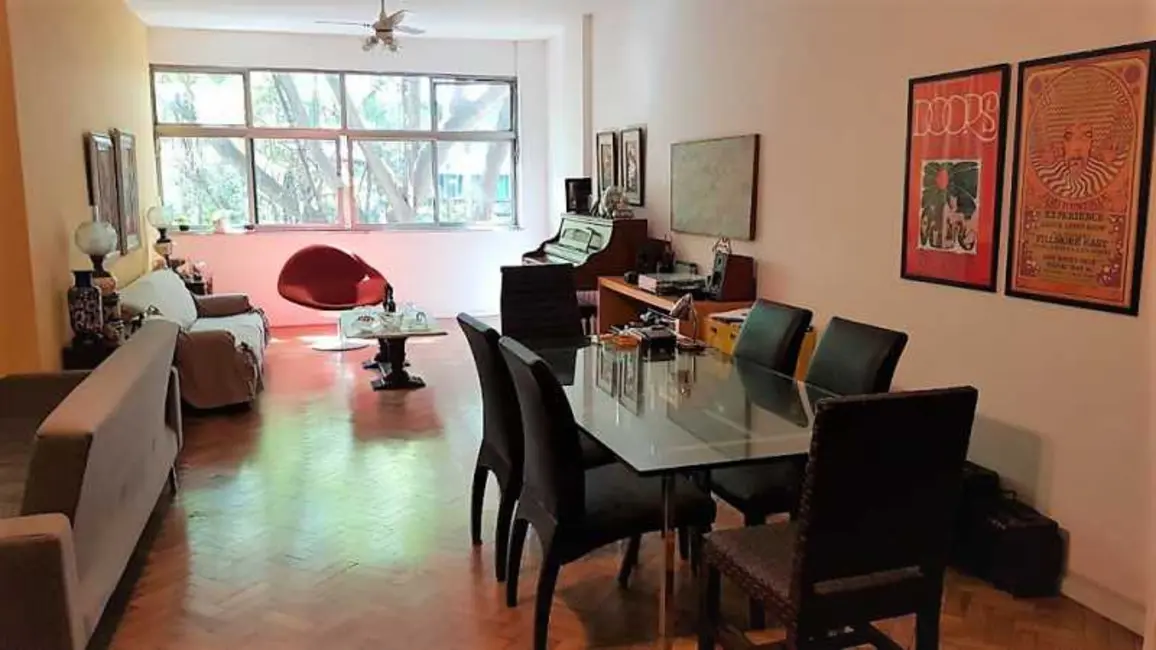 Foto 3 de Apartamento com 4 quartos à venda, 190m2 em Rio De Janeiro - RJ