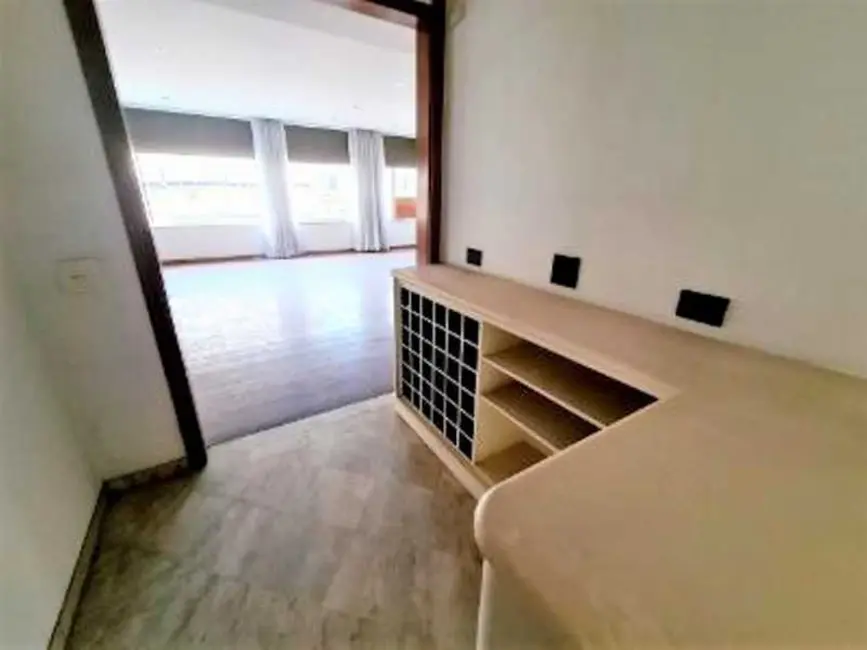 Foto 7 de Apartamento com 4 quartos à venda, 170m2 em Rio De Janeiro - RJ
