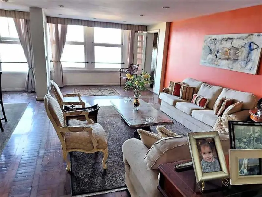 Apartamento com 4 quartos à venda, 167m2 em Rio De Janeiro - RJ - imagem 2 Foto 2 de Apartamento com 4 quartos à venda, 167m2 em Rio De Janeiro - RJ