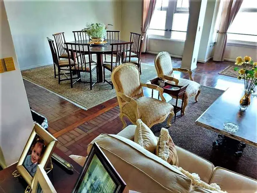 Apartamento com 4 quartos à venda, 167m2 em Rio De Janeiro - RJ - imagem 3 Foto 3 de Apartamento com 4 quartos à venda, 167m2 em Rio De Janeiro - RJ