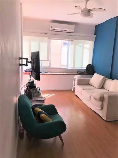 Apartamento com 2 quartos à venda, 70m2 em Rio De Janeiro - RJ - imagem 2 Foto 2 de Apartamento com 2 quartos à venda, 70m2 em Rio De Janeiro - RJ