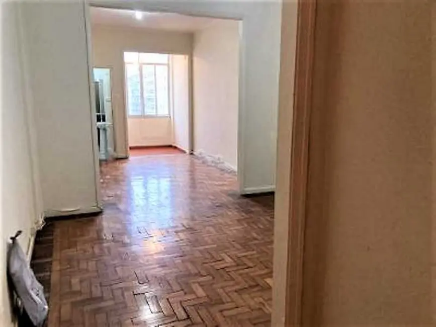 Kitnet com 1 quarto à venda, 37m2 em Rio De Janeiro - RJ - imagem 6 Foto 6 de Kitnet com 1 quarto à venda, 37m2 em Rio De Janeiro - RJ