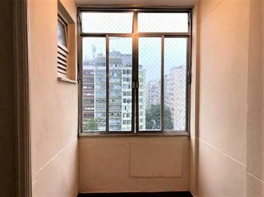 Kitnet com 1 quarto à venda, 37m2 em Rio De Janeiro - RJ - imagem 5 Foto 5 de Kitnet com 1 quarto à venda, 37m2 em Rio De Janeiro - RJ