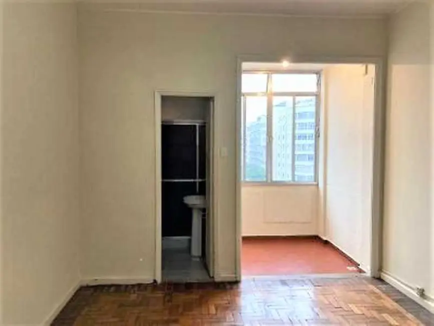 Kitnet com 1 quarto à venda, 37m2 em Rio De Janeiro - RJ - imagem 7 Foto 7 de Kitnet com 1 quarto à venda, 37m2 em Rio De Janeiro - RJ