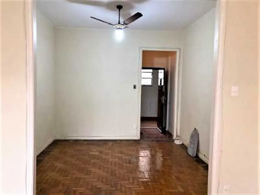 Kitnet com 1 quarto à venda, 37m2 em Rio De Janeiro - RJ - imagem 4 Foto 4 de Kitnet com 1 quarto à venda, 37m2 em Rio De Janeiro - RJ