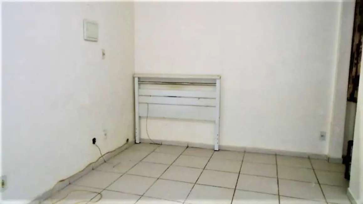Kitnet com 1 quarto à venda, 21m2 em Rio De Janeiro - RJ - imagem 2 Foto 2 de Kitnet com 1 quarto à venda, 21m2 em Rio De Janeiro - RJ