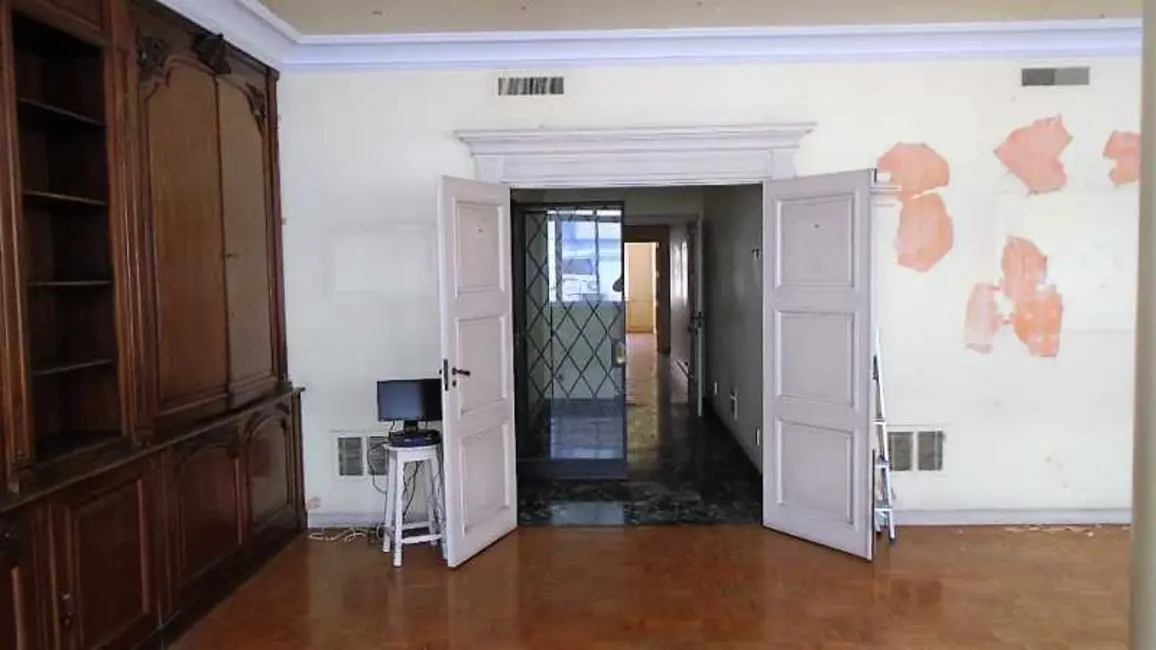 Apartamento com 4 quartos à venda, 303m2 em Rio De Janeiro - RJ - imagem 4 Foto 4 de Apartamento com 4 quartos à venda, 303m2 em Rio De Janeiro - RJ