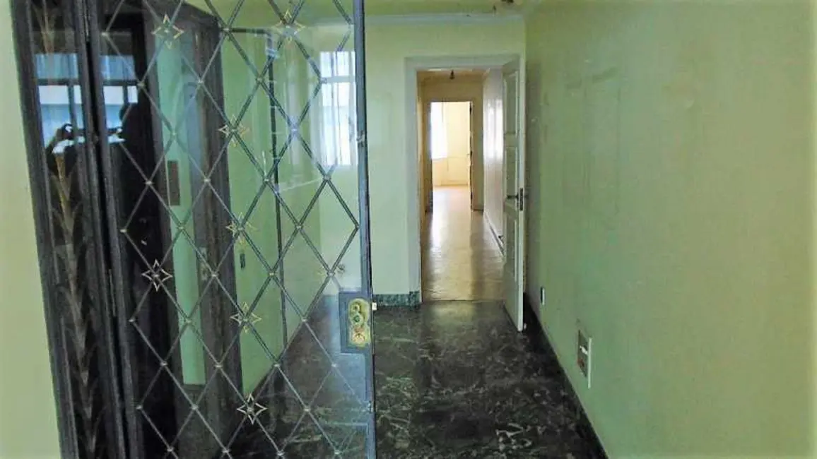 Apartamento com 4 quartos à venda, 303m2 em Rio De Janeiro - RJ - imagem 3 Foto 3 de Apartamento com 4 quartos à venda, 303m2 em Rio De Janeiro - RJ