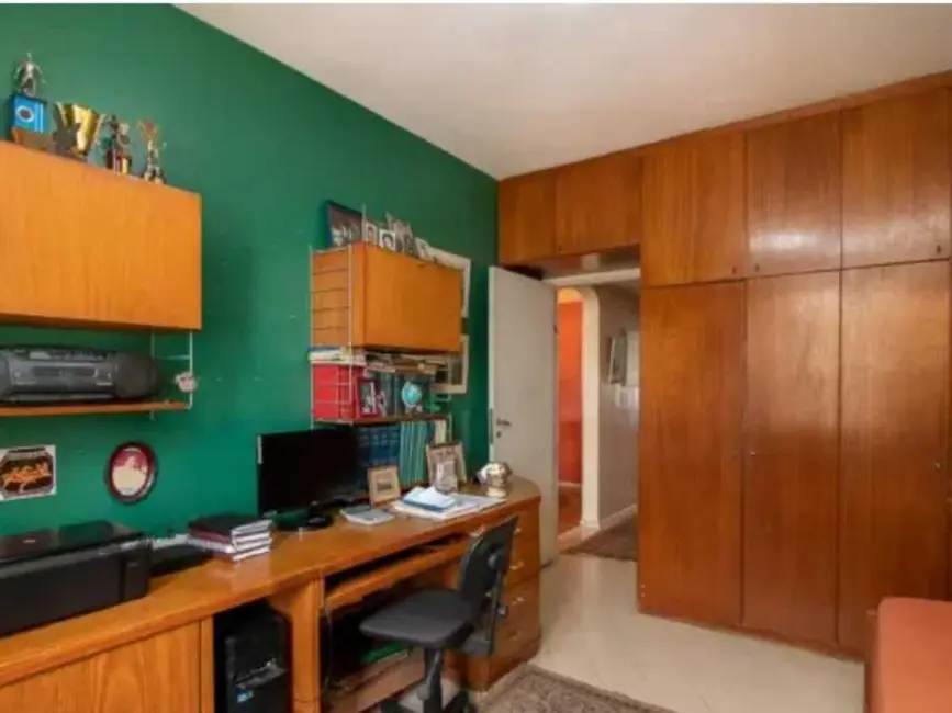 Apartamento com 3 quartos à venda, 160m2 em Rio De Janeiro - RJ - imagem 6 Foto 6 de Apartamento com 3 quartos à venda, 160m2 em Rio De Janeiro - RJ