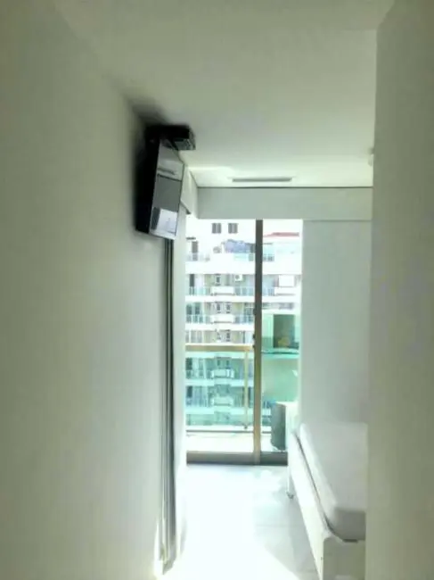 Loft / Flat com 2 quartos à venda, 60m2 em Rio De Janeiro - RJ - imagem 9 Foto 9 de Loft / Flat com 2 quartos à venda, 60m2 em Rio De Janeiro - RJ