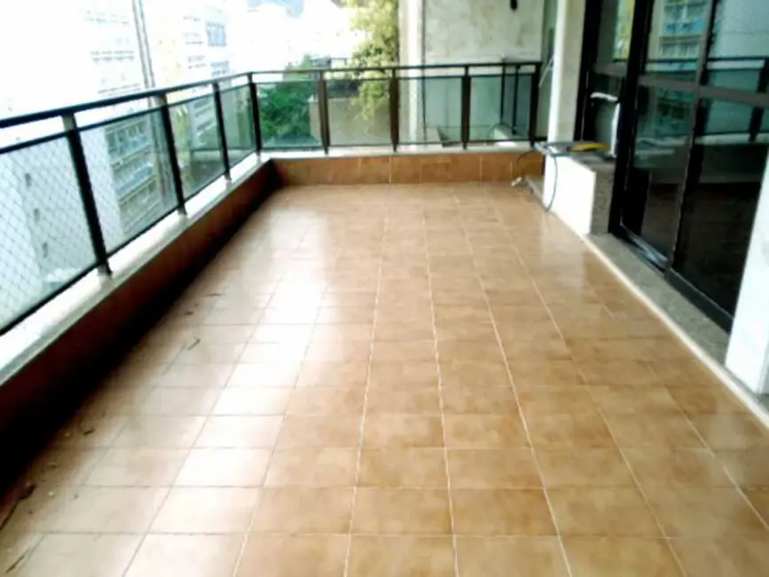 Apartamento com 3 quartos à venda, 190m2 em Rio De Janeiro - RJ - imagem 1 Foto 1 de Apartamento com 3 quartos à venda, 190m2 em Rio De Janeiro - RJ