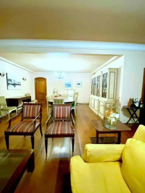 Foto 3 de Apartamento com 4 quartos à venda, 200m2 em Rio De Janeiro - RJ