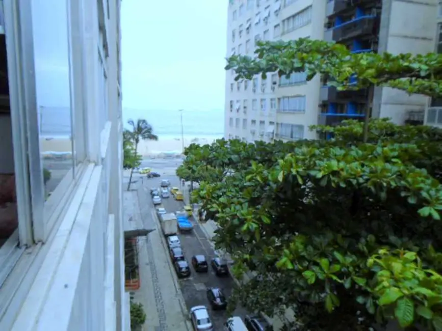 Foto 3 de Apartamento com 4 quartos à venda, 160m2 em Rio De Janeiro - RJ