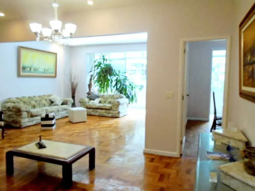 Foto 7 de Apartamento com 4 quartos à venda, 160m2 em Rio De Janeiro - RJ
