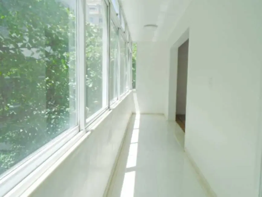 Foto 3 de Apartamento com 4 quartos à venda, 210m2 em Rio De Janeiro - RJ