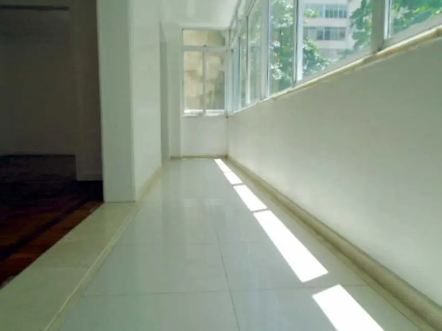 Foto 4 de Apartamento com 4 quartos à venda, 210m2 em Rio De Janeiro - RJ