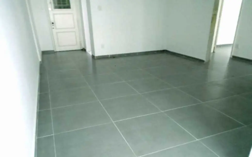 Foto 2 de Apartamento com 3 quartos à venda, 85m2 em Rio De Janeiro - RJ