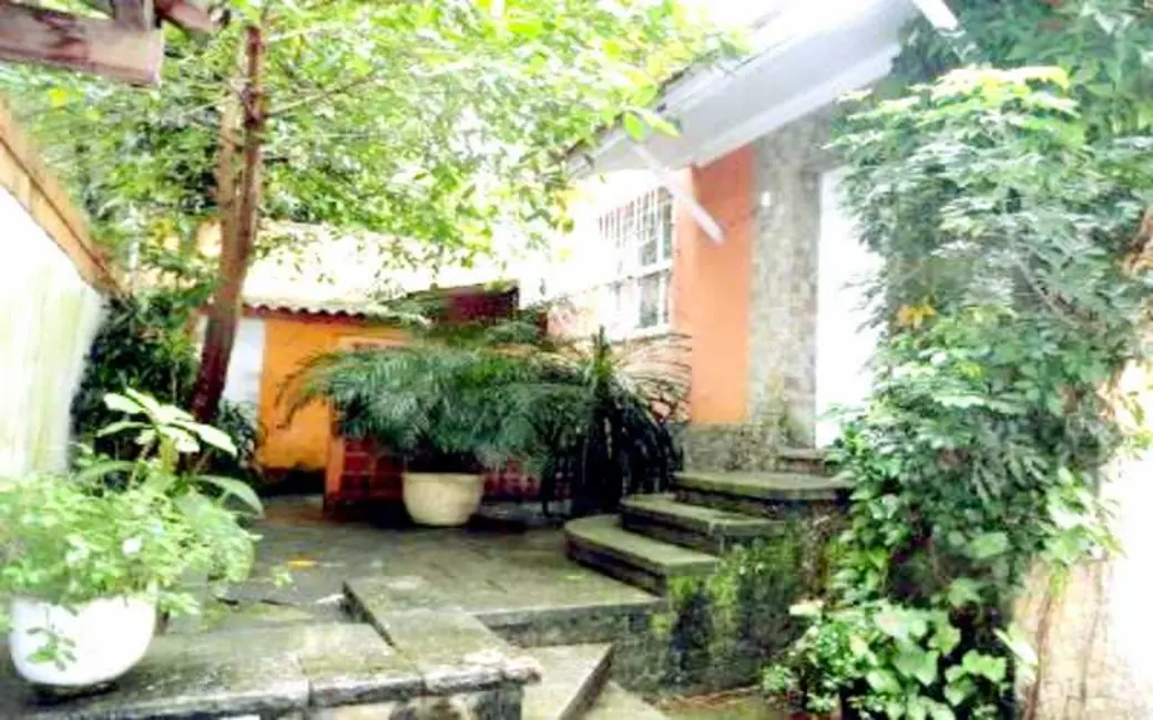 Foto 7 de Casa com 4 quartos à venda, 277m2 em Rio De Janeiro - RJ