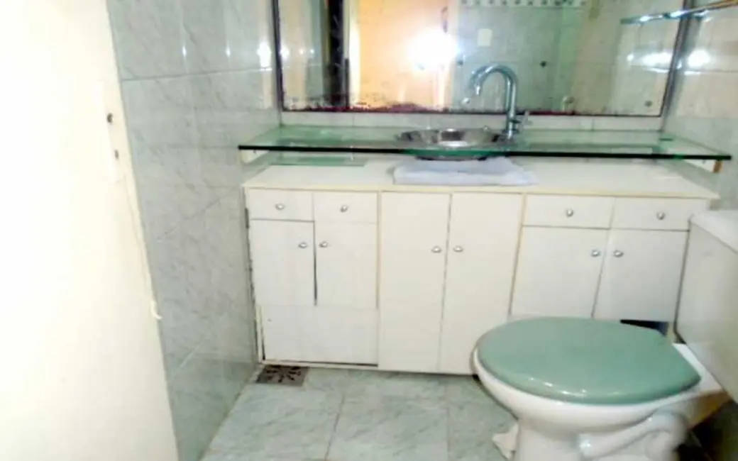 Kitnet com 1 quarto à venda, 50m2 em Rio De Janeiro - RJ - imagem 9 Foto 9 de Kitnet com 1 quarto à venda, 50m2 em Rio De Janeiro - RJ