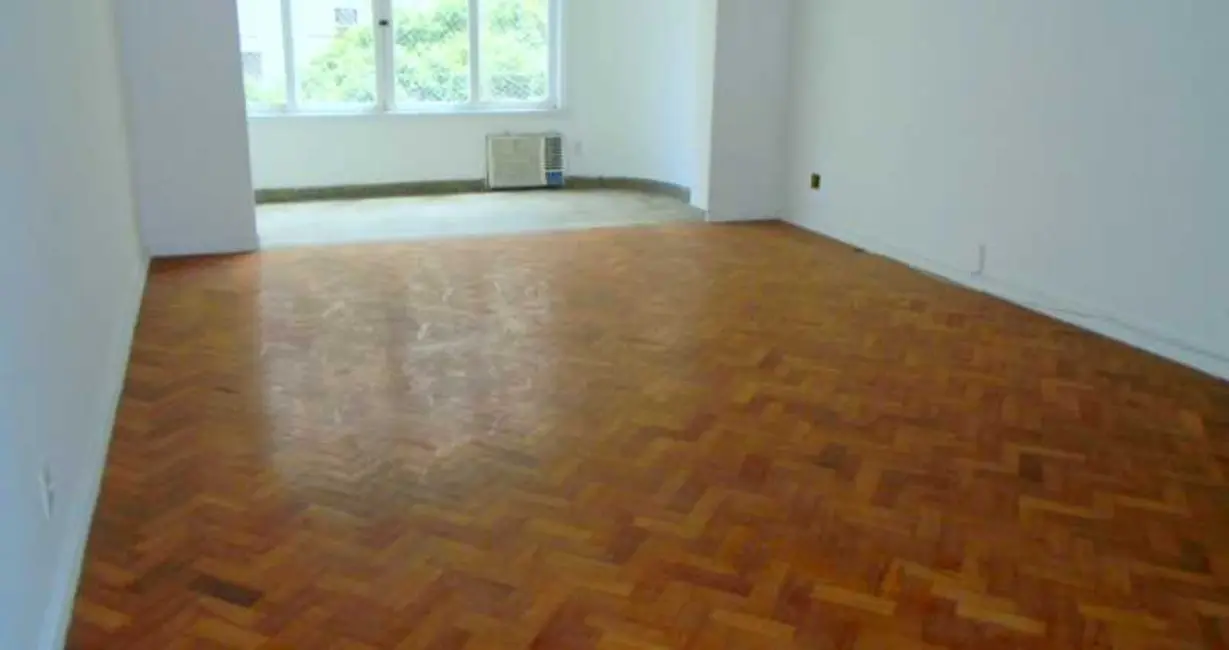 Foto 3 de Apartamento com 3 quartos à venda, 140m2 em Rio De Janeiro - RJ