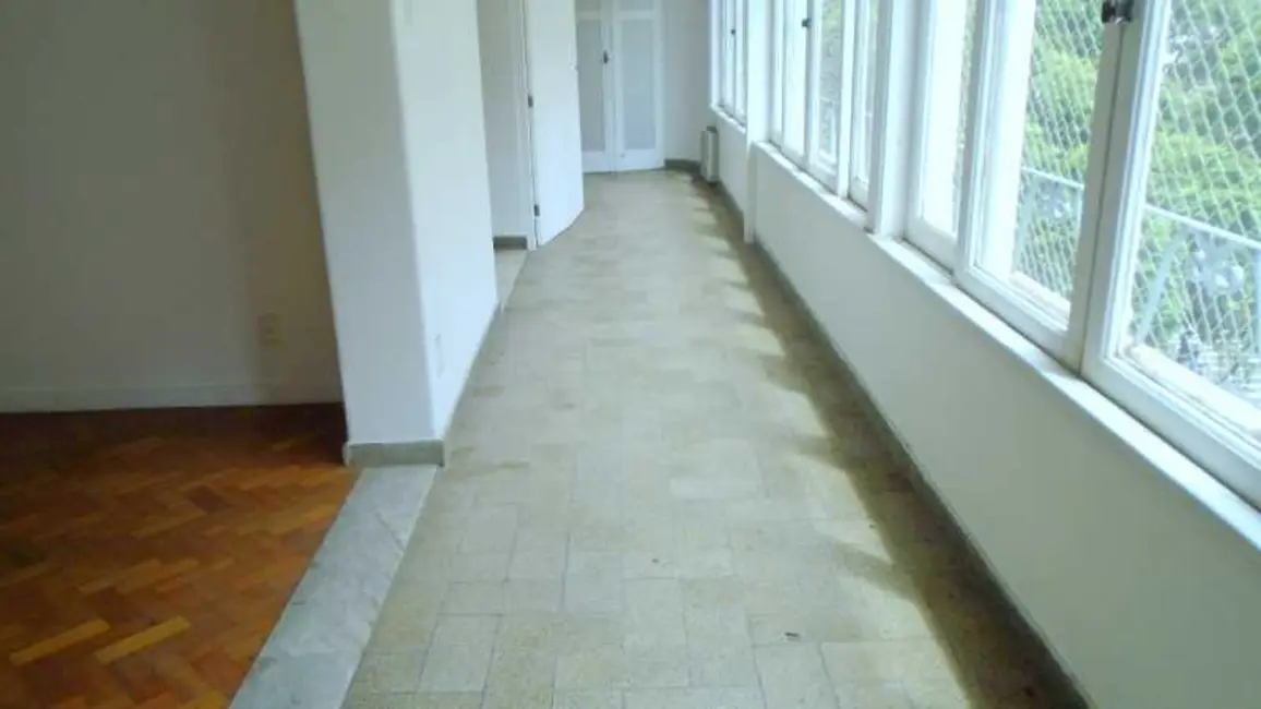 Foto 2 de Apartamento com 3 quartos à venda, 140m2 em Rio De Janeiro - RJ