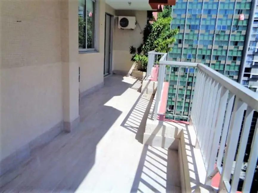 Apartamento com 2 quartos à venda, 105m2 em Rio De Janeiro - RJ - imagem 3 Foto 3 de Apartamento com 2 quartos à venda, 105m2 em Rio De Janeiro - RJ