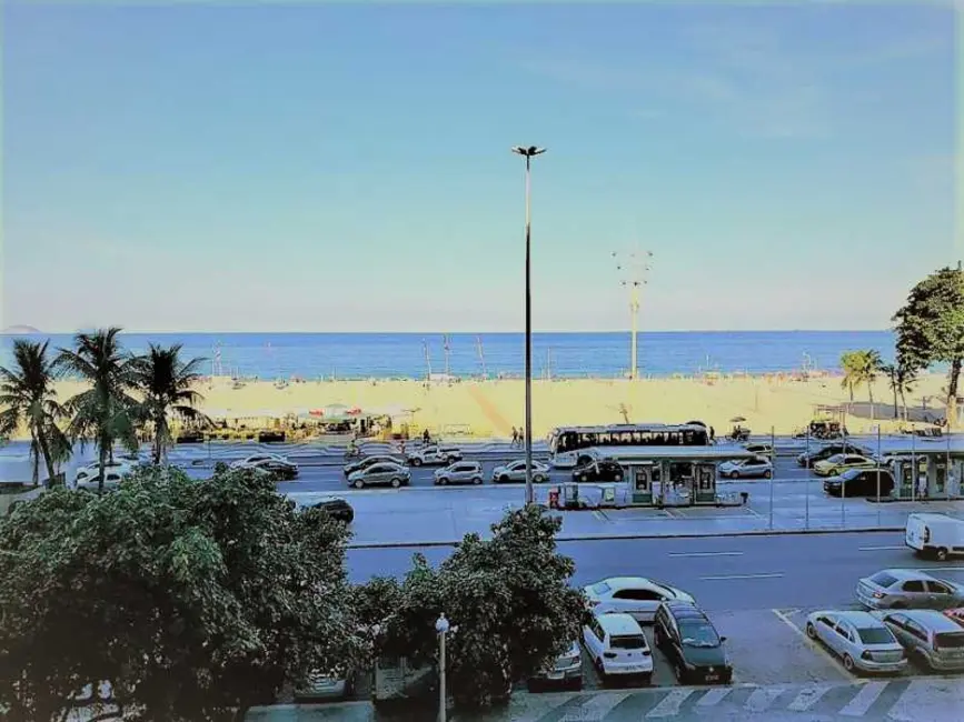 Foto 2 de Apartamento com 4 quartos à venda, 244m2 em Rio De Janeiro - RJ