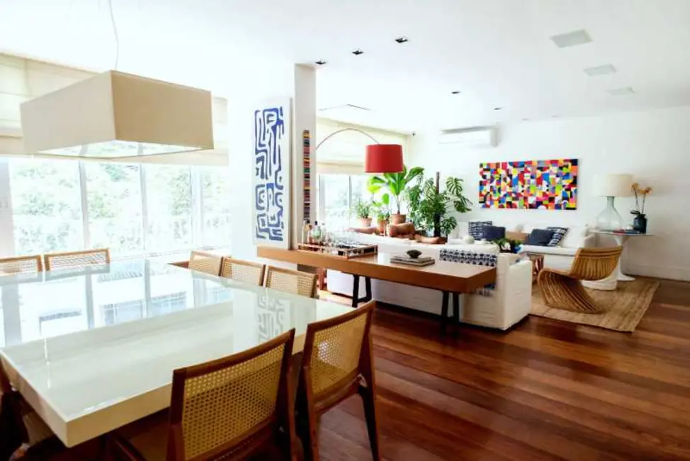 Apartamento com 3 quartos à venda, 249m2 em Rio De Janeiro - RJ - imagem 2 Foto 2 de Apartamento com 3 quartos à venda, 249m2 em Rio De Janeiro - RJ
