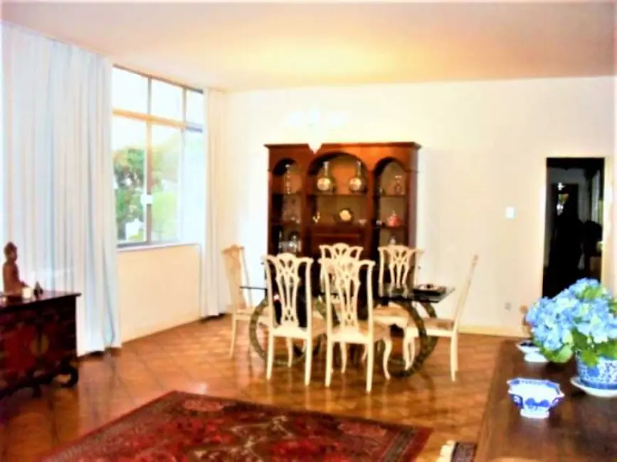 Apartamento com 4 quartos à venda, 190m2 em Rio De Janeiro - RJ - imagem 7 Foto 7 de Apartamento com 4 quartos à venda, 190m2 em Rio De Janeiro - RJ