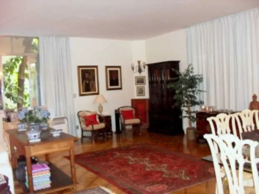 Apartamento com 4 quartos à venda, 190m2 em Rio De Janeiro - RJ - imagem 4 Foto 4 de Apartamento com 4 quartos à venda, 190m2 em Rio De Janeiro - RJ