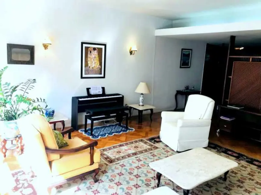 Apartamento com 4 quartos à venda, 225m2 em Rio De Janeiro - RJ - imagem 8 Foto 8 de Apartamento com 4 quartos à venda, 225m2 em Rio De Janeiro - RJ