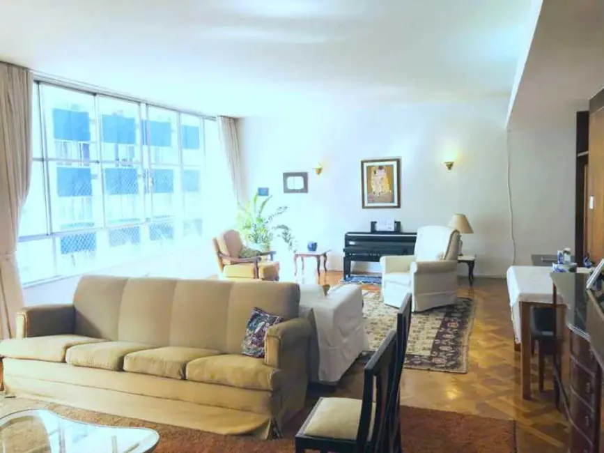 Apartamento com 4 quartos à venda, 225m2 em Rio De Janeiro - RJ - imagem 2 Foto 2 de Apartamento com 4 quartos à venda, 225m2 em Rio De Janeiro - RJ