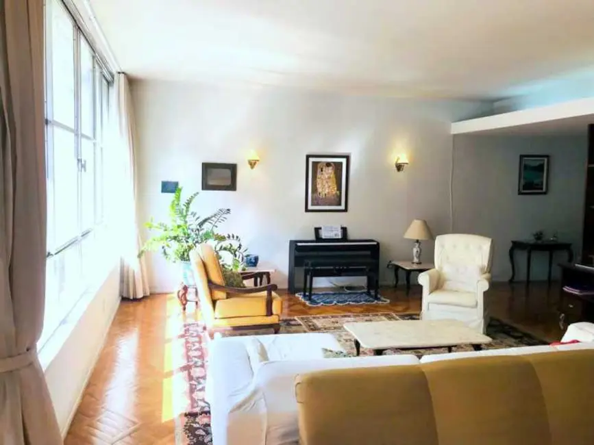 Apartamento com 4 quartos à venda, 225m2 em Rio De Janeiro - RJ - imagem 6 Foto 6 de Apartamento com 4 quartos à venda, 225m2 em Rio De Janeiro - RJ