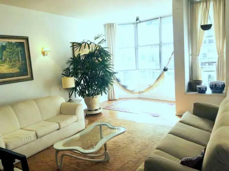 Apartamento com 4 quartos à venda, 225m2 em Rio De Janeiro - RJ - imagem 3 Foto 3 de Apartamento com 4 quartos à venda, 225m2 em Rio De Janeiro - RJ