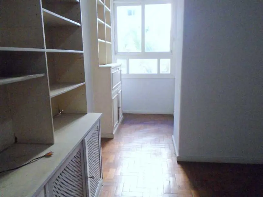 Foto 9 de Apartamento com 4 quartos à venda, 180m2 em Rio De Janeiro - RJ