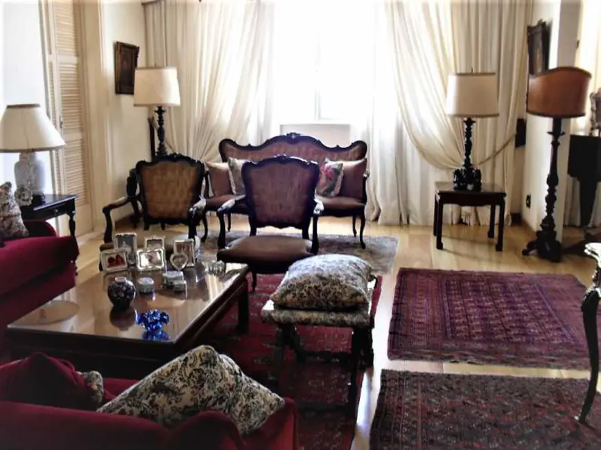 Apartamento com 4 quartos à venda, 260m2 em Rio De Janeiro - RJ - imagem 4 Foto 4 de Apartamento com 4 quartos à venda, 260m2 em Rio De Janeiro - RJ
