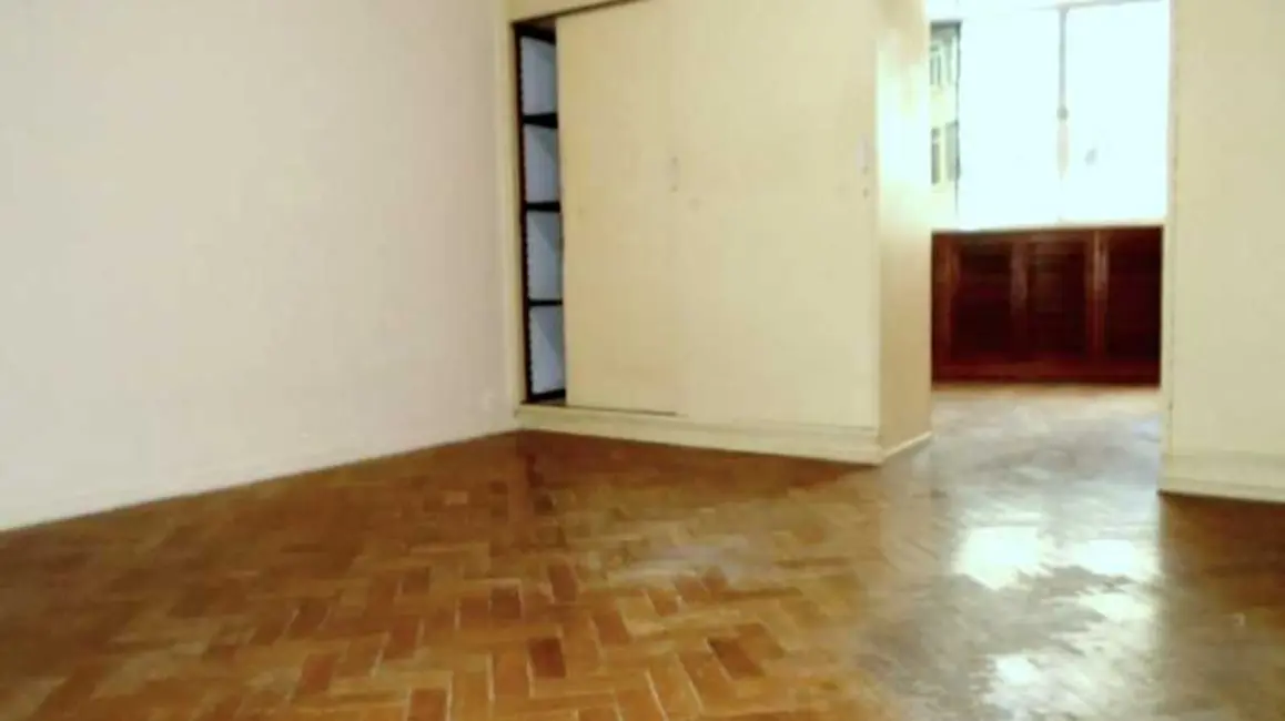 Foto 1 de Kitnet com 1 quarto à venda, 43m2 em Rio De Janeiro - RJ