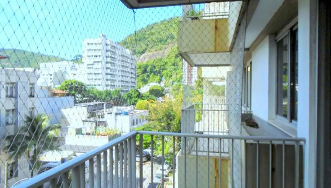 Foto 2 de Apartamento com 2 quartos à venda, 80m2 em Rio De Janeiro - RJ