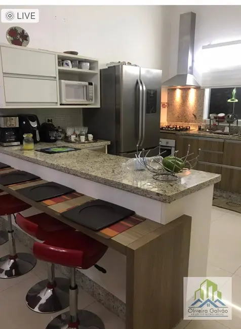 Foto 6 de Casa de Condomínio com 3 quartos à venda, 267m2 em Chácara Roselândia, Cotia - SP